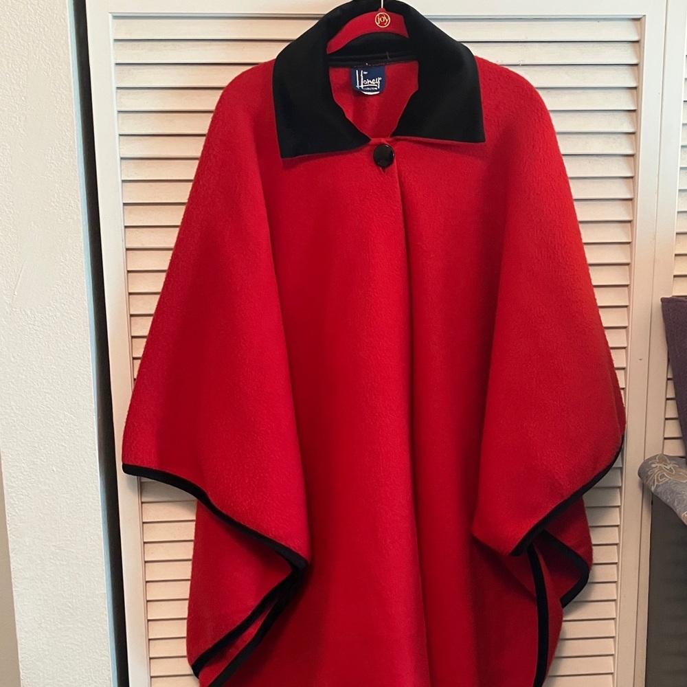 Elegant Red Cape with Velour Collar and Black Trim
